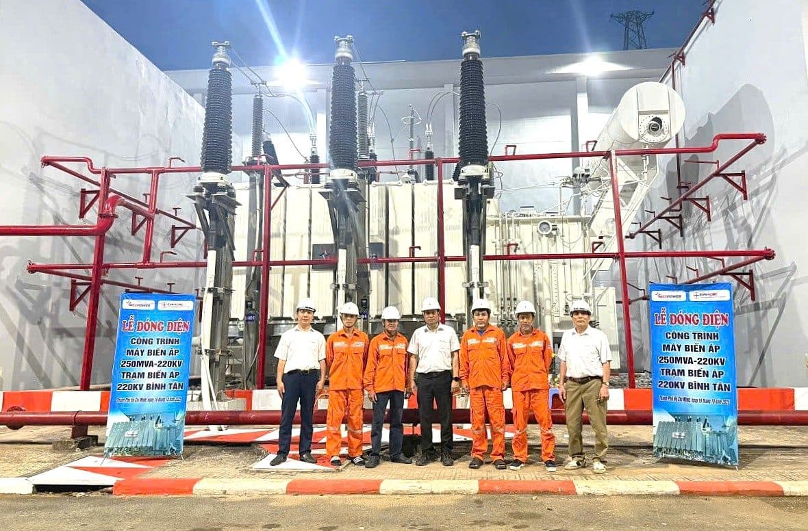 Đóng điện TBA 220kV Bình Tân